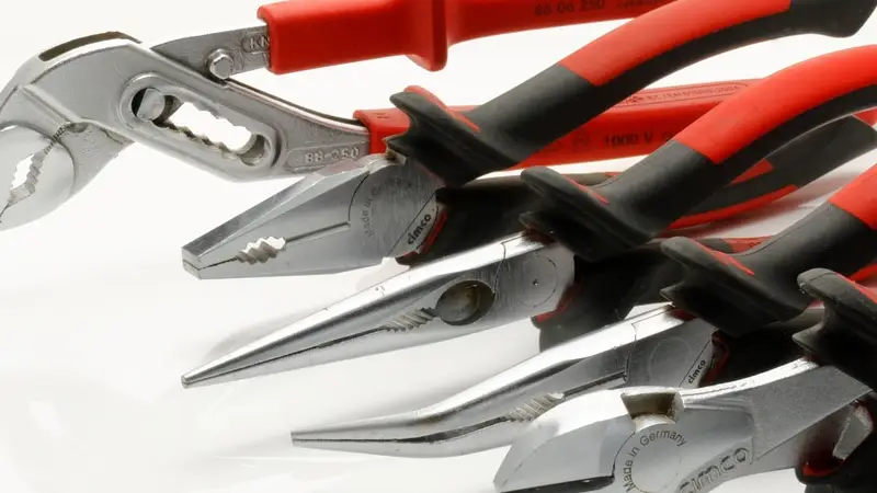 Types of Pliers and Their Uses